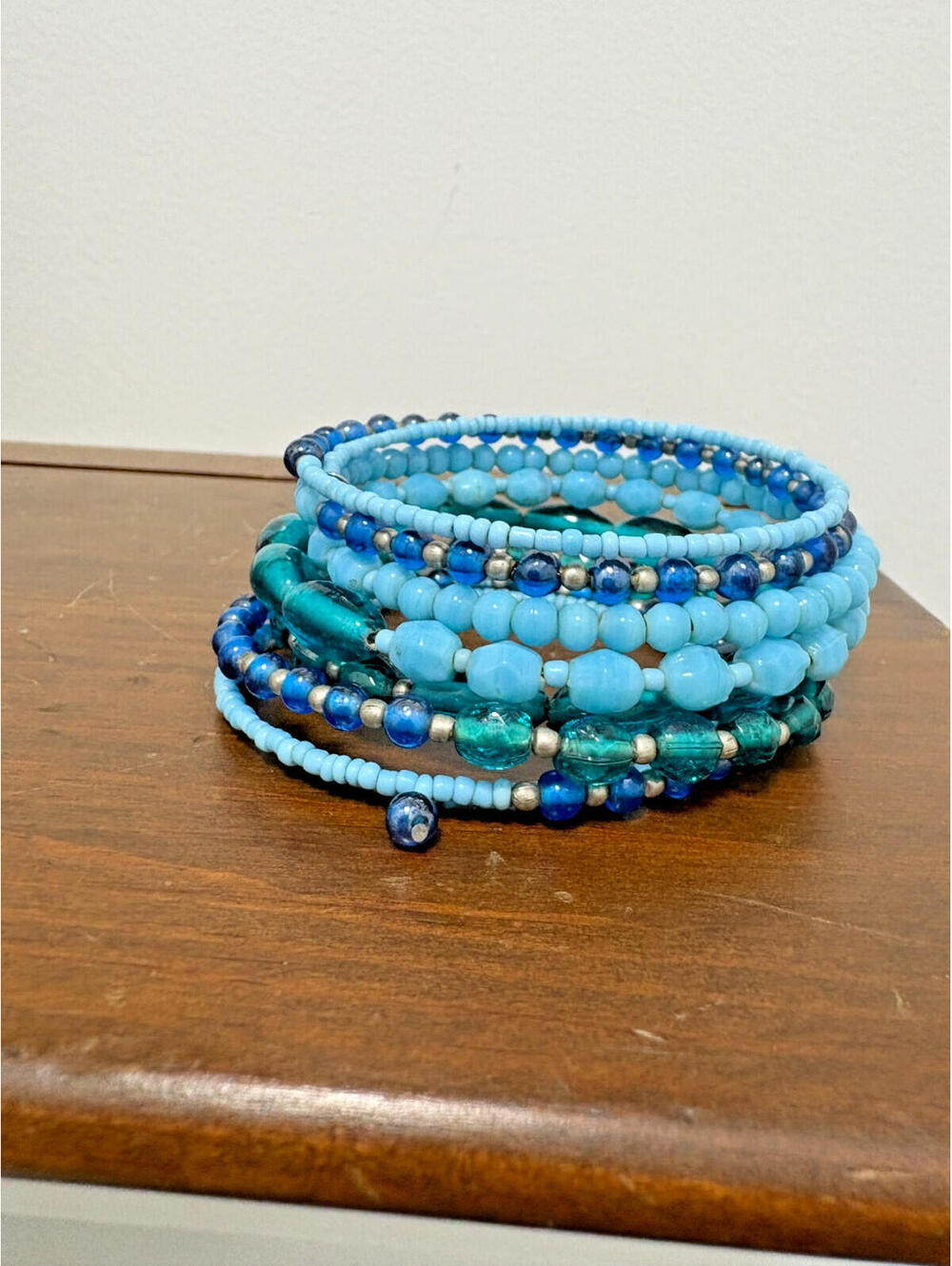 Vintage Teal Blue Aqua Glass Bead Memory Wire Wrap Bracelet Boho Beach